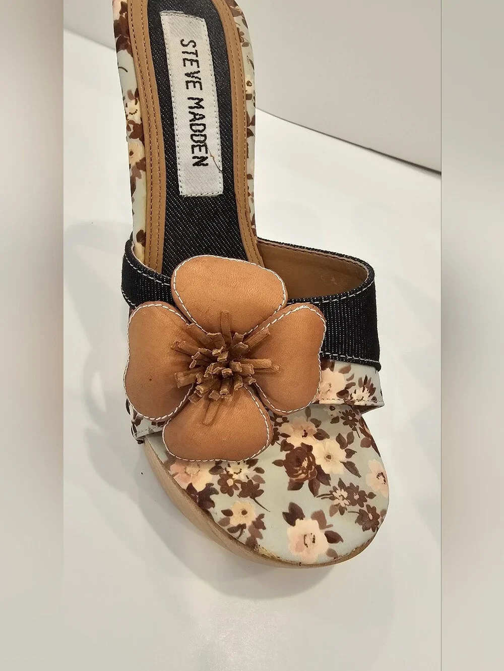 Y2K Early 2000s Steve Madden Charoo Flower Multi Chunky Platform Heels 6.5